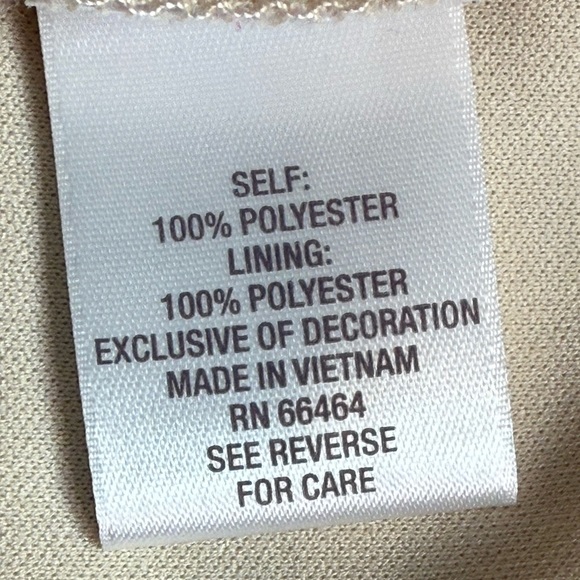 CB Elegant Cream Sleeveless midi Dress/size 10 - Picture 9 of 10